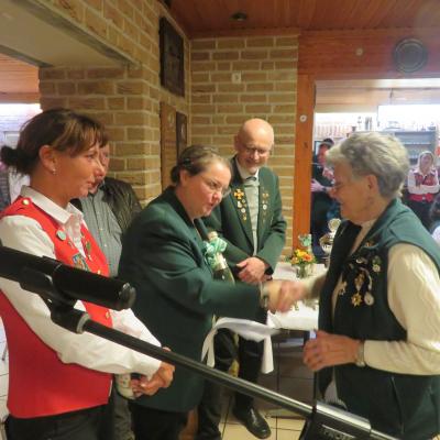 Img 7528c249598c E6fa 6000 B9e0 7bbd27376175